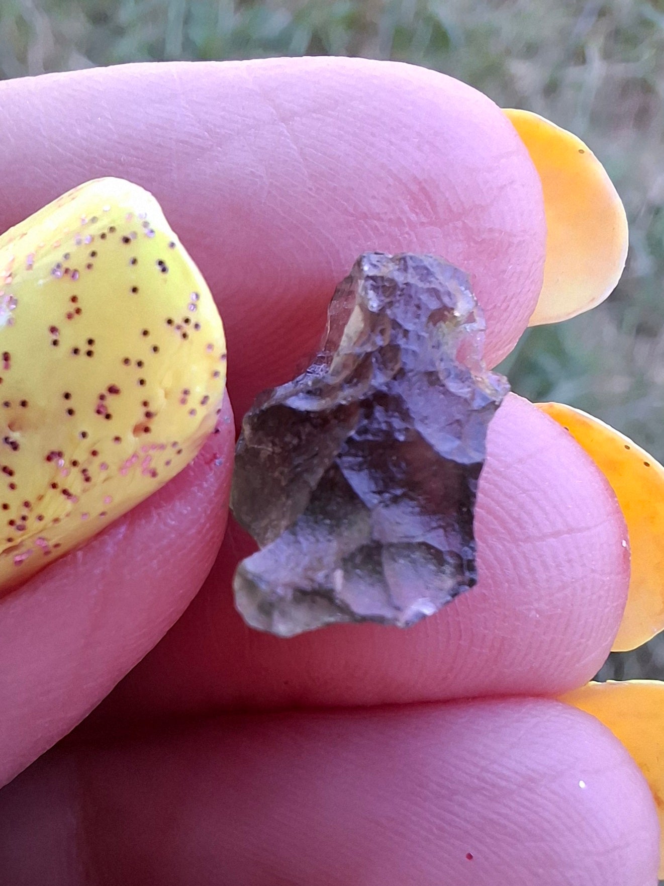 Moldavite Piece, 0.70g, Tektite (Ref: 1475)