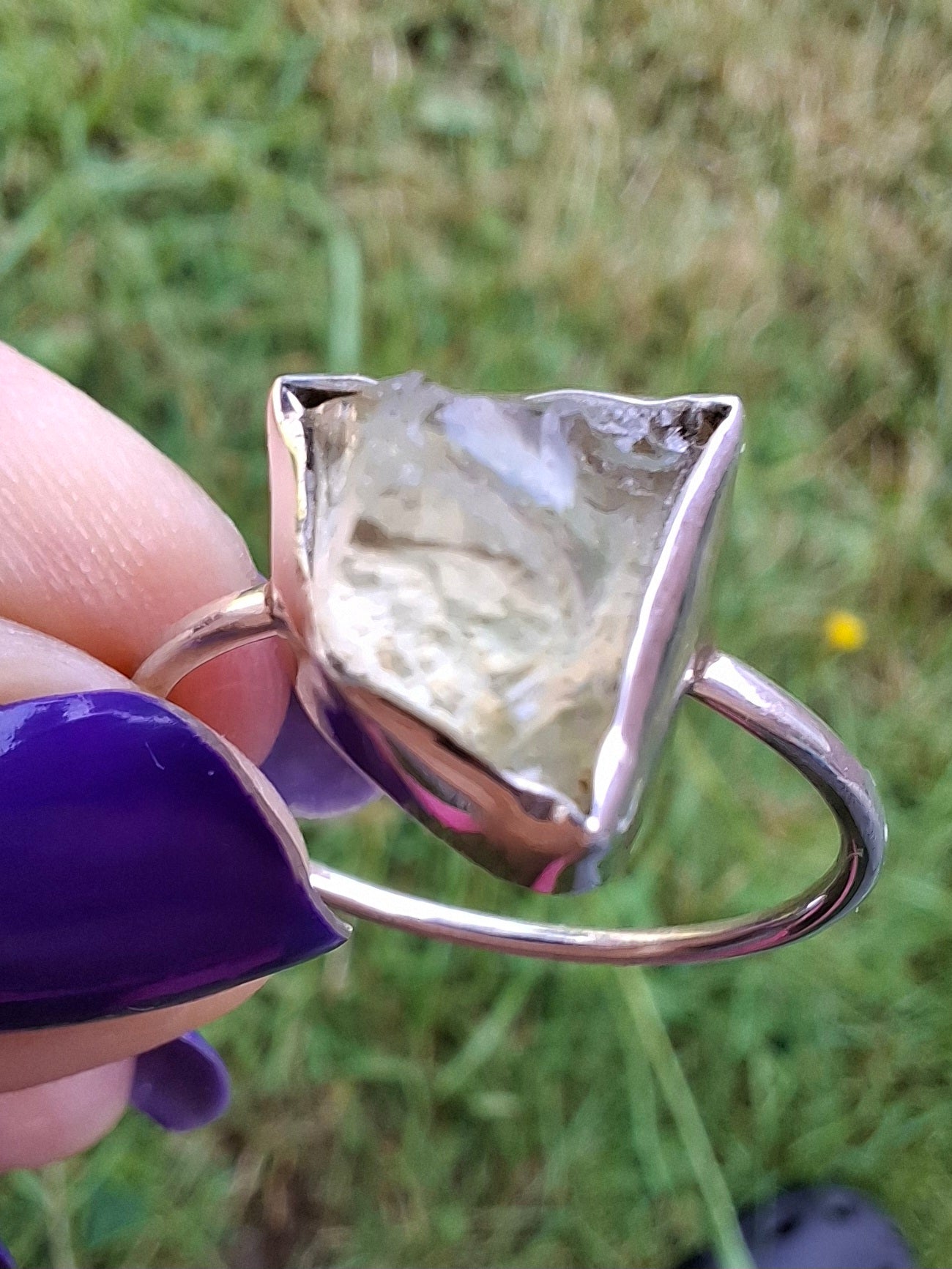 Libyan Desert Glass Ring, size large V, 925 Silver, Tektite (Ref: LR58)