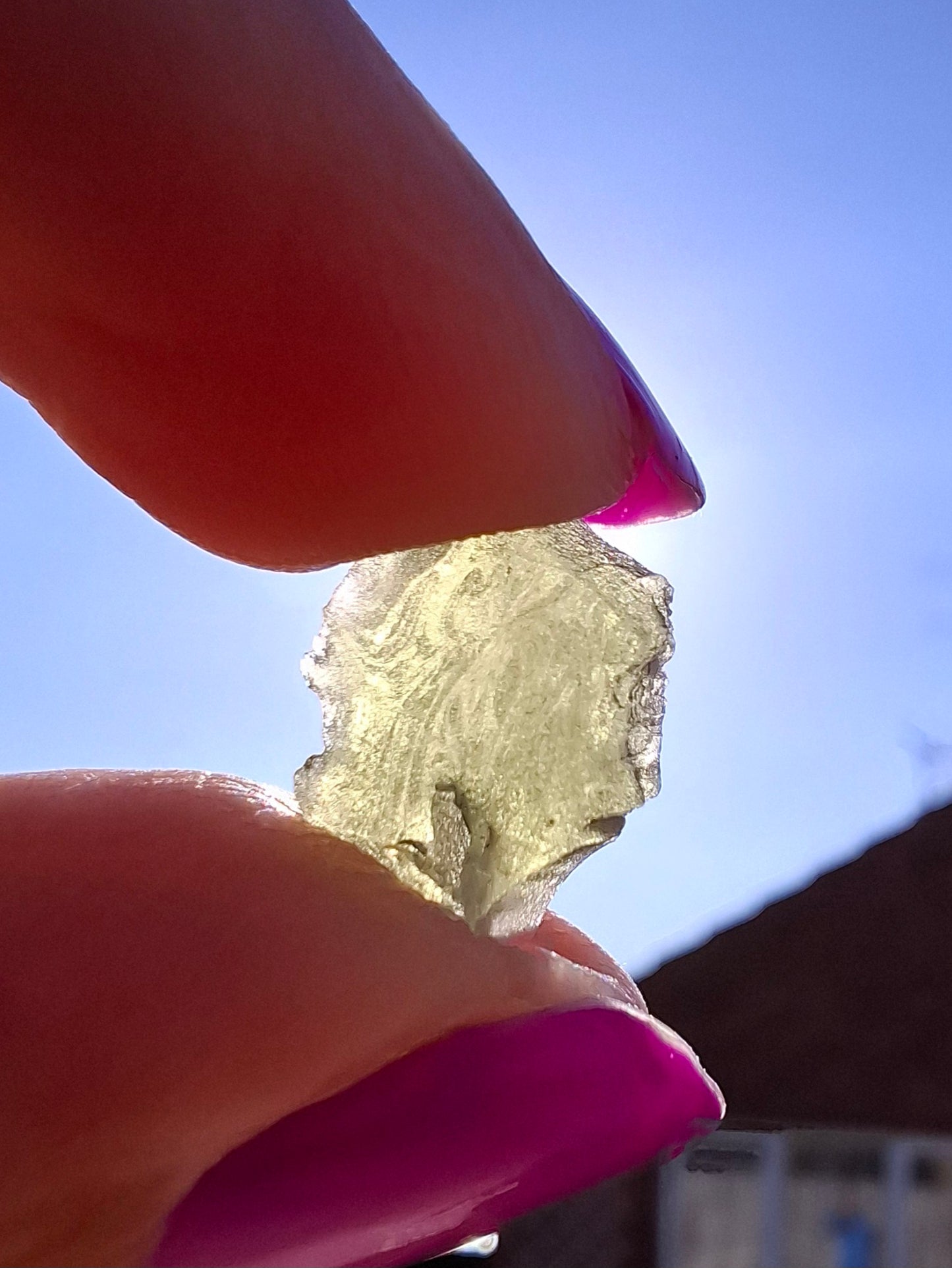 Moldavite Piece, 0.87g, Tektite (Ref: 1453)