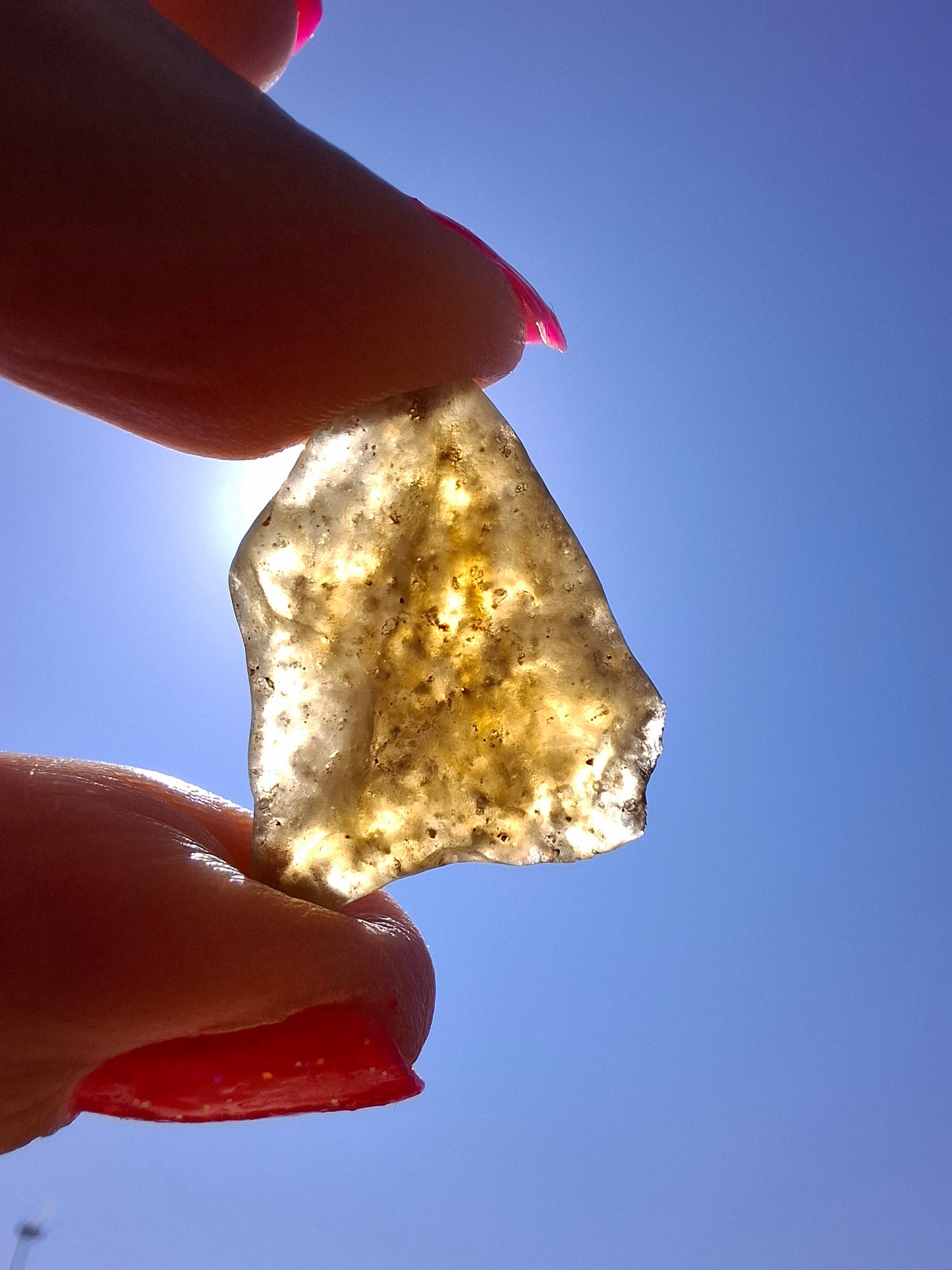 Libyan Desert Glass (darker) Piece, 3.40g, Tektite (Ref: L1362)