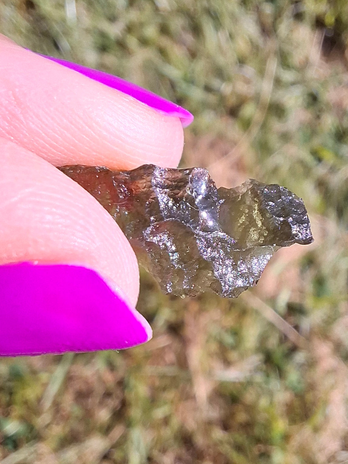 Moldavite Piece, 0.61g, Tektite (Ref: 1457)