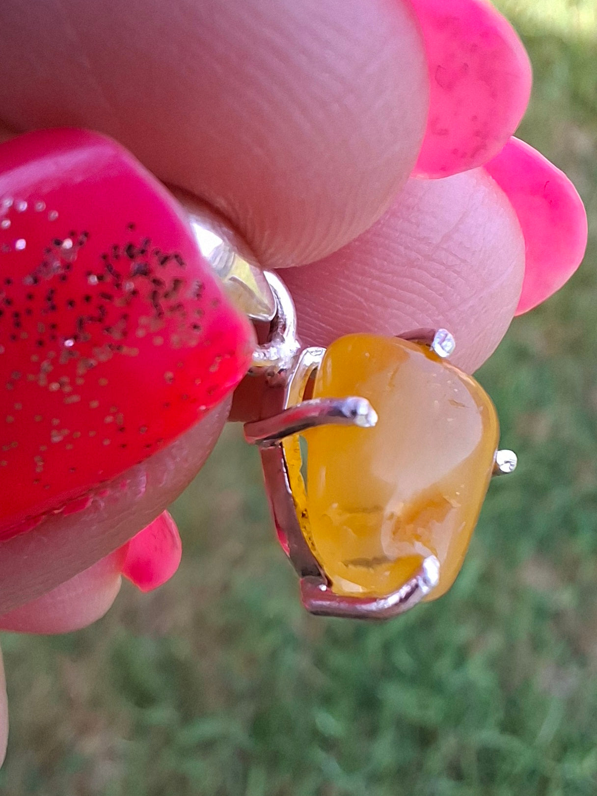 Baltic Amber Pendant, 925 Silver, Fossil (Ref: AP18)