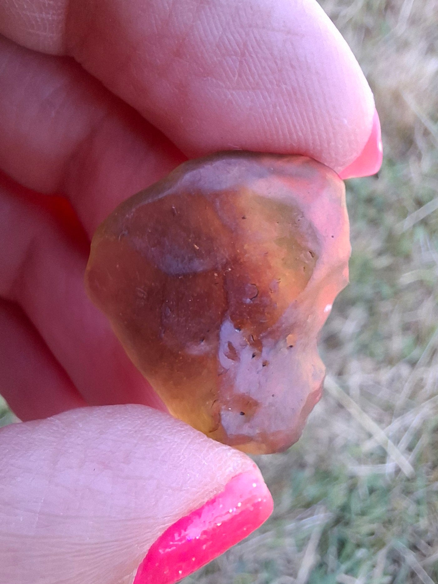 Libyan Desert Glass (darker) Piece, 4.84g, Tektite (Ref: L1360)