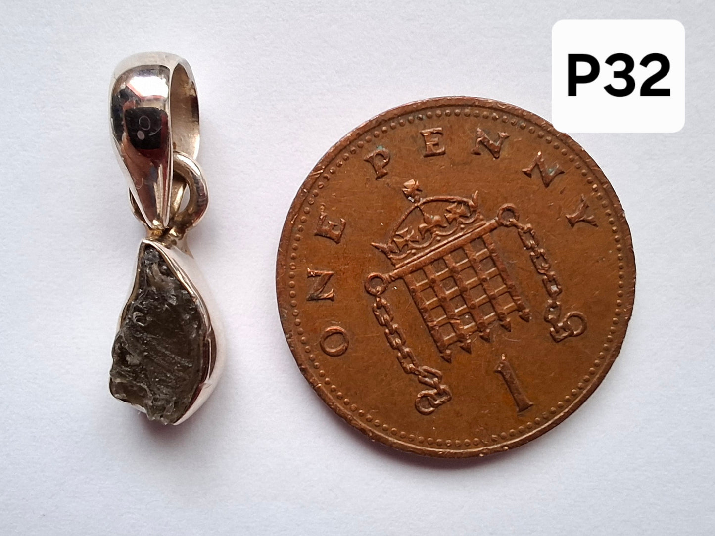 Moldavite Pendant, 925 Silver, Tektite (Ref: P32)