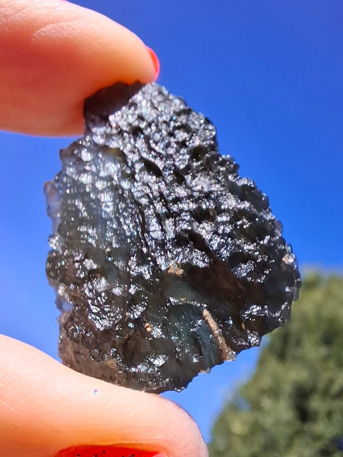 Moldavite Piece, CHLUM, 9.87g, Tektite (Ref: 1168)