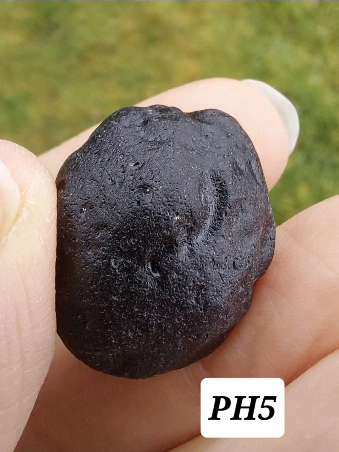 Philippinite (Rizalite), 11.31g, Tektite