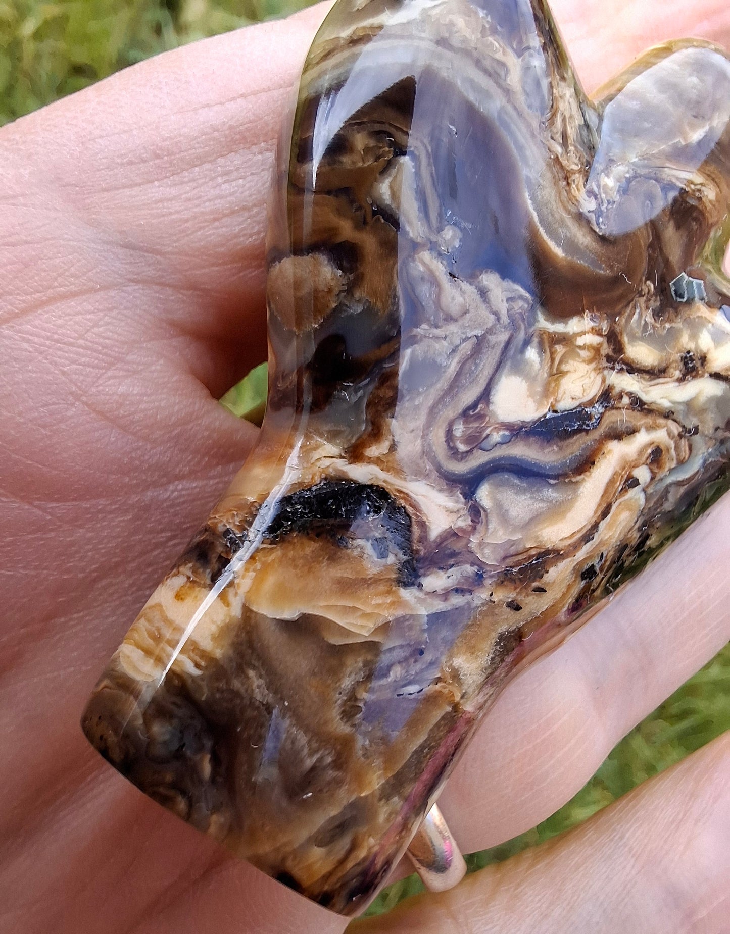 Red Amber Angel, 15.65g, Carving, Fossil (Ref: AA4)