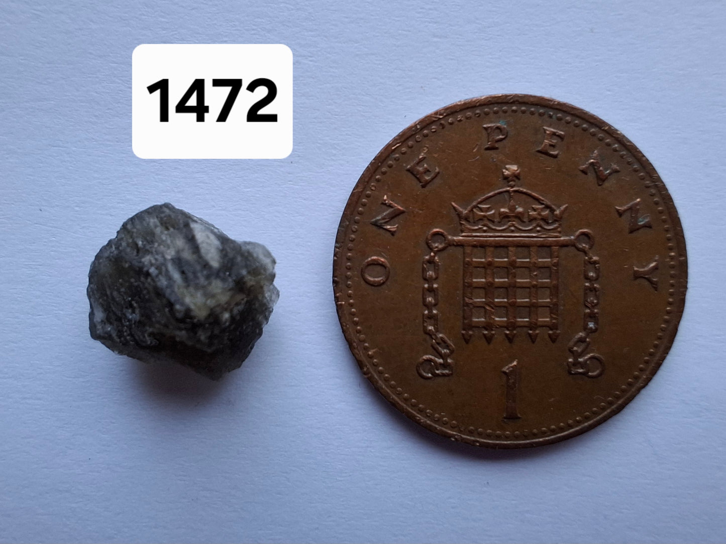 Moldavite Piece, 0.59g, Tektite (Ref: 1472)