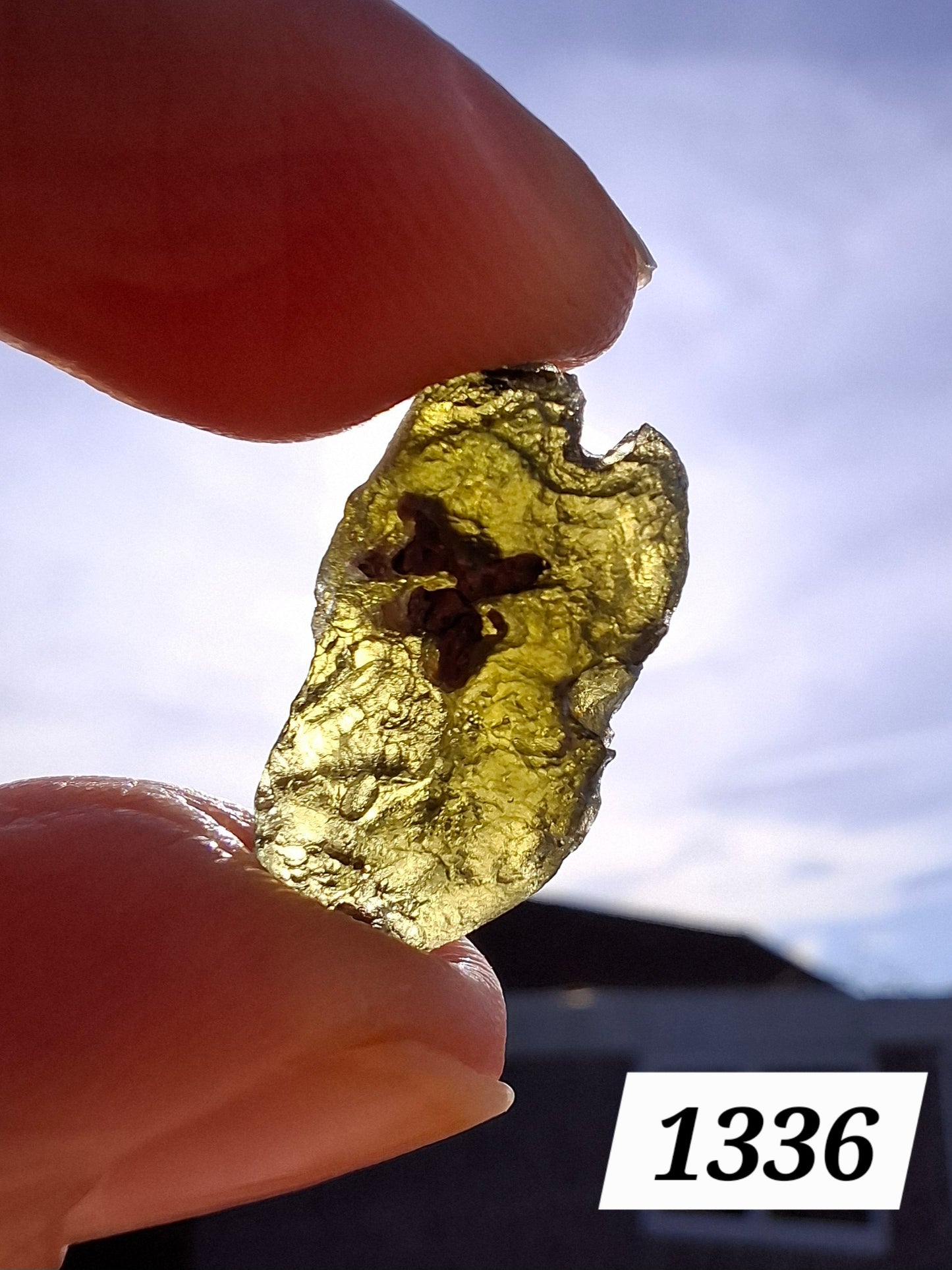 Moldavite Piece, 2.26g, Tektite (Ref: 1336)
