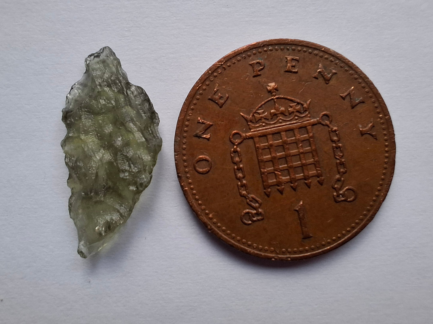 Moldavite Piece, 0.43g, Tektite (Ref: 1435)