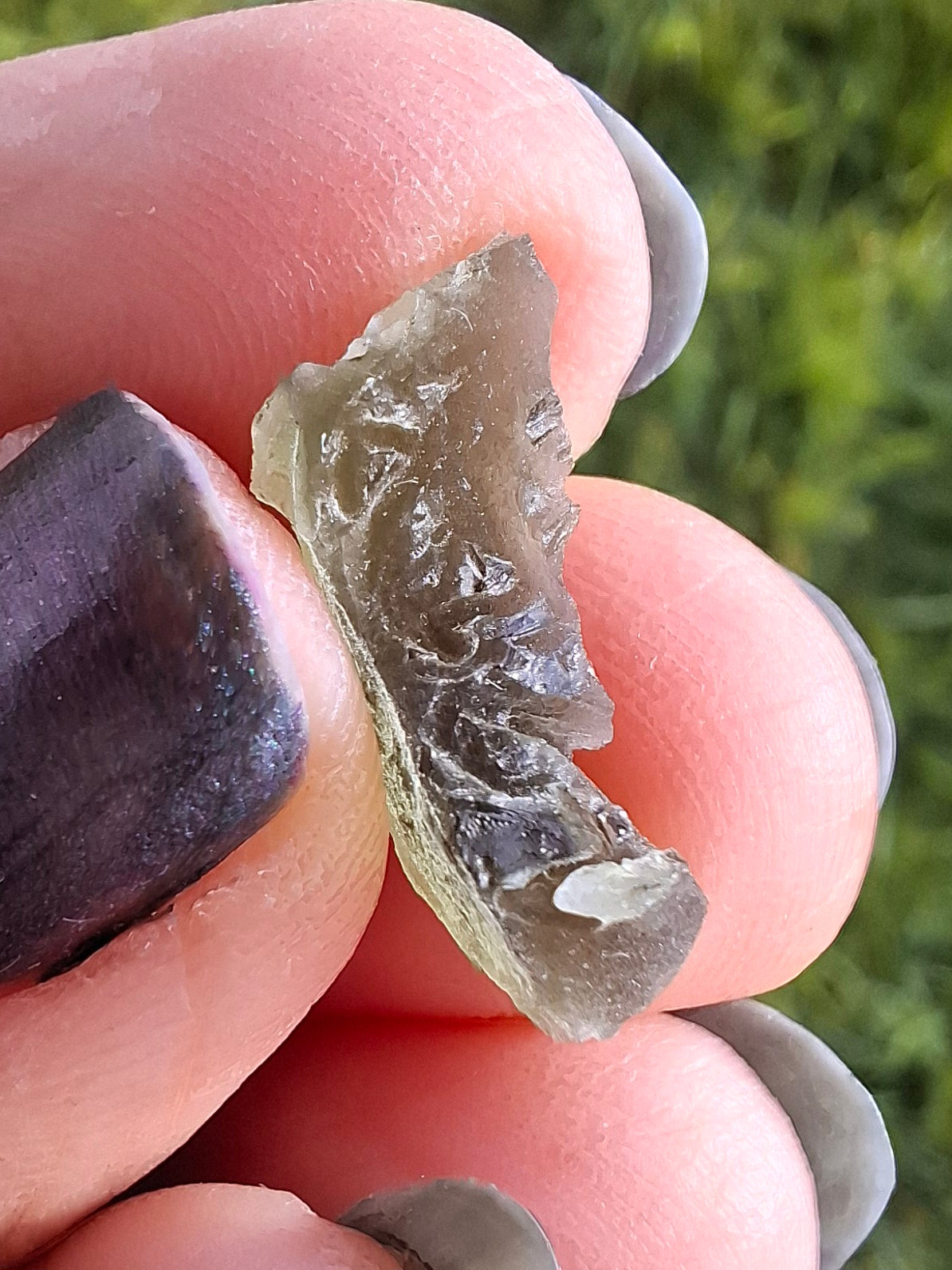 Moldavite Piece, 0.98g, Tektite (Ref: 1380)
