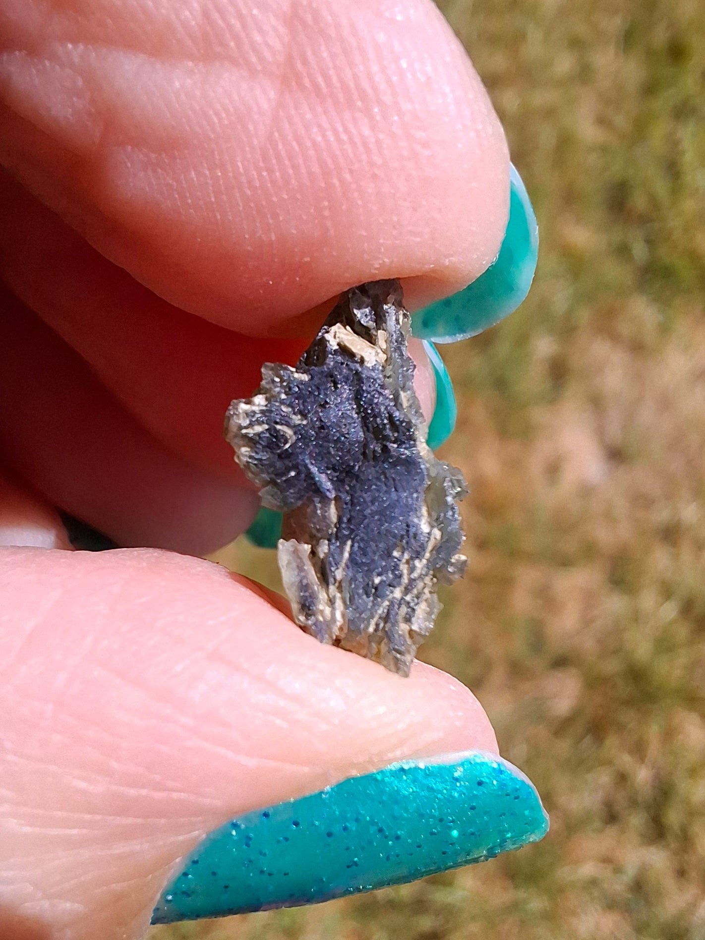 Moldavite Piece, 1.07g, Tektite (Ref: 1422)