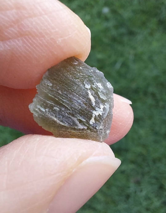 Moldavite Piece, 0.90g, Tektite (Ref: 928)