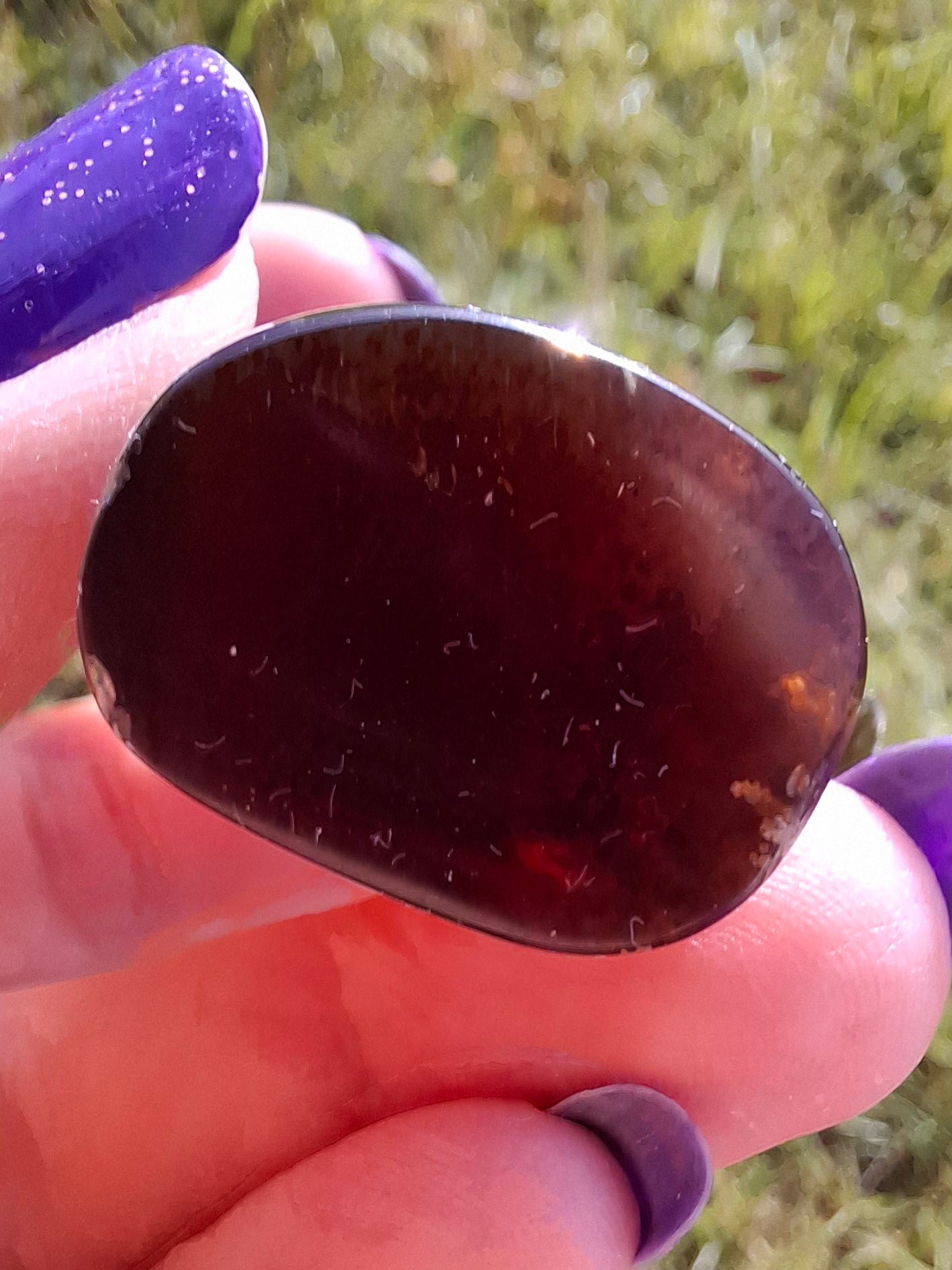 Red Amber Angel, 26.36g, carving, Fossil (Ref: AA1)