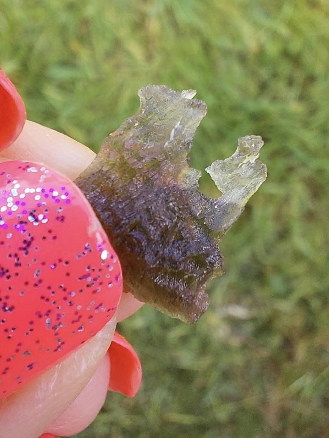 Moldavite Piece, 0.62g, Tektite (Ref: 1127)