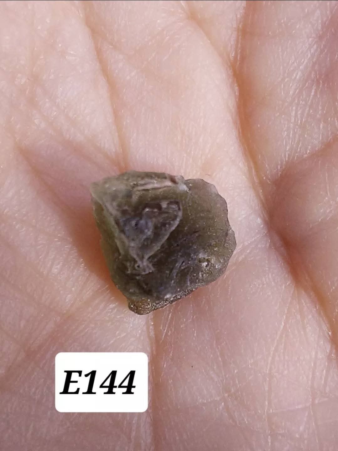 Moldavite Piece, 0.58g, Tektite (Ref: E144)