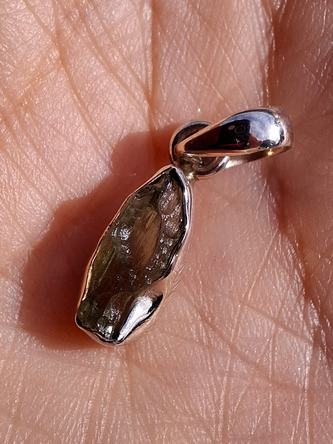 Moldavite Pendant, 925 Silver, Tektite (Ref: P48)