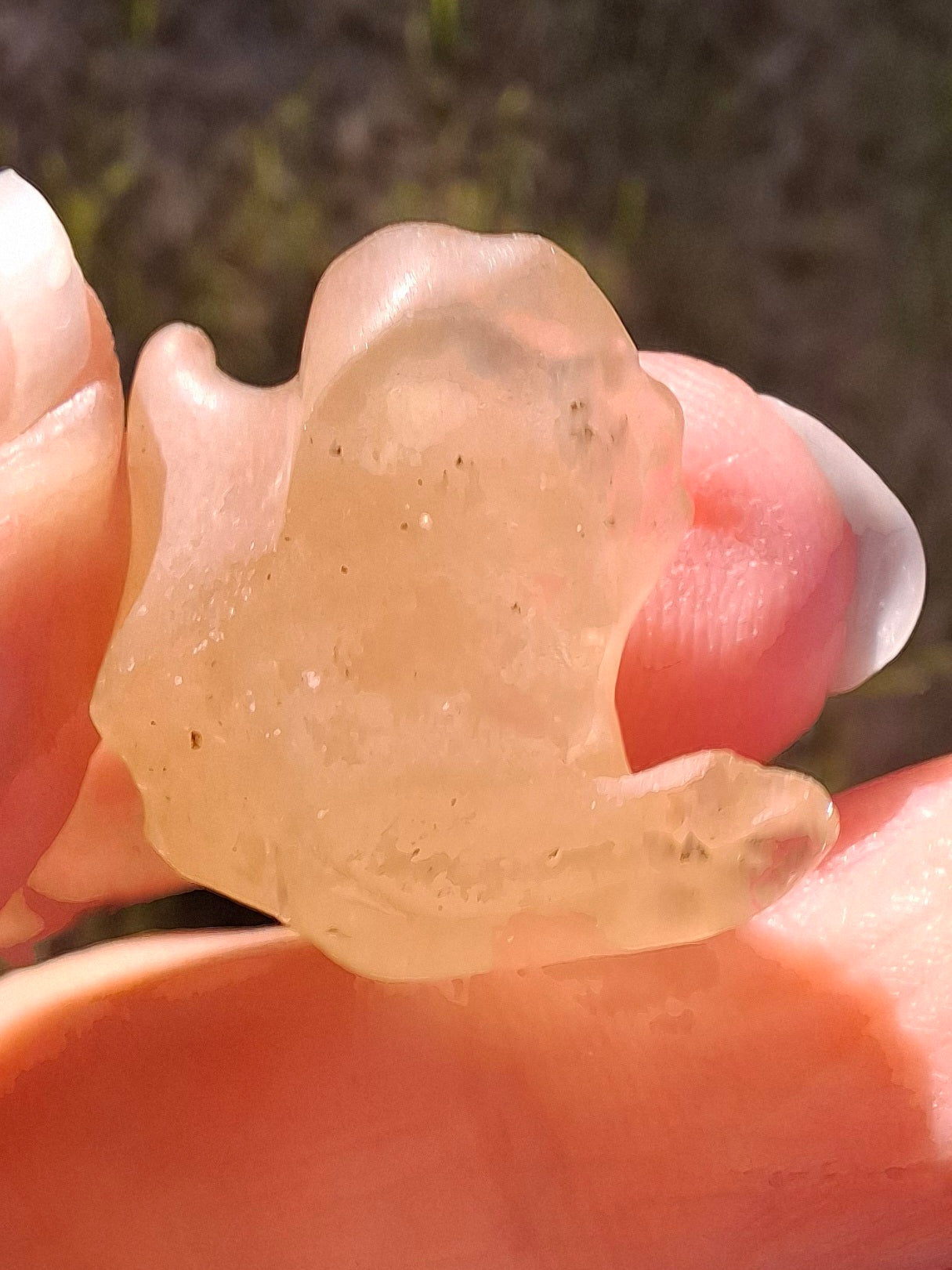 Libyan Desert Glass Piece, 5.68g, Tektite (Ref: LE258)