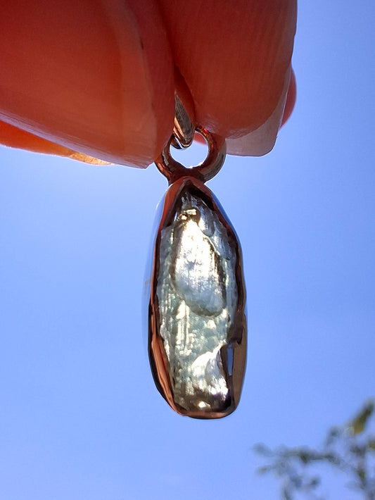 Moldavite Pendant, 925 Silver, Tektite (Ref: P48)
