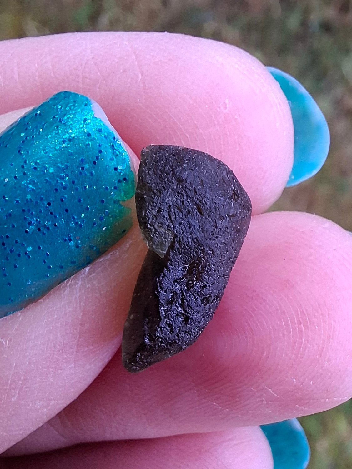 Moldavite Piece, 0.93g, Tektite (Ref: 1415)