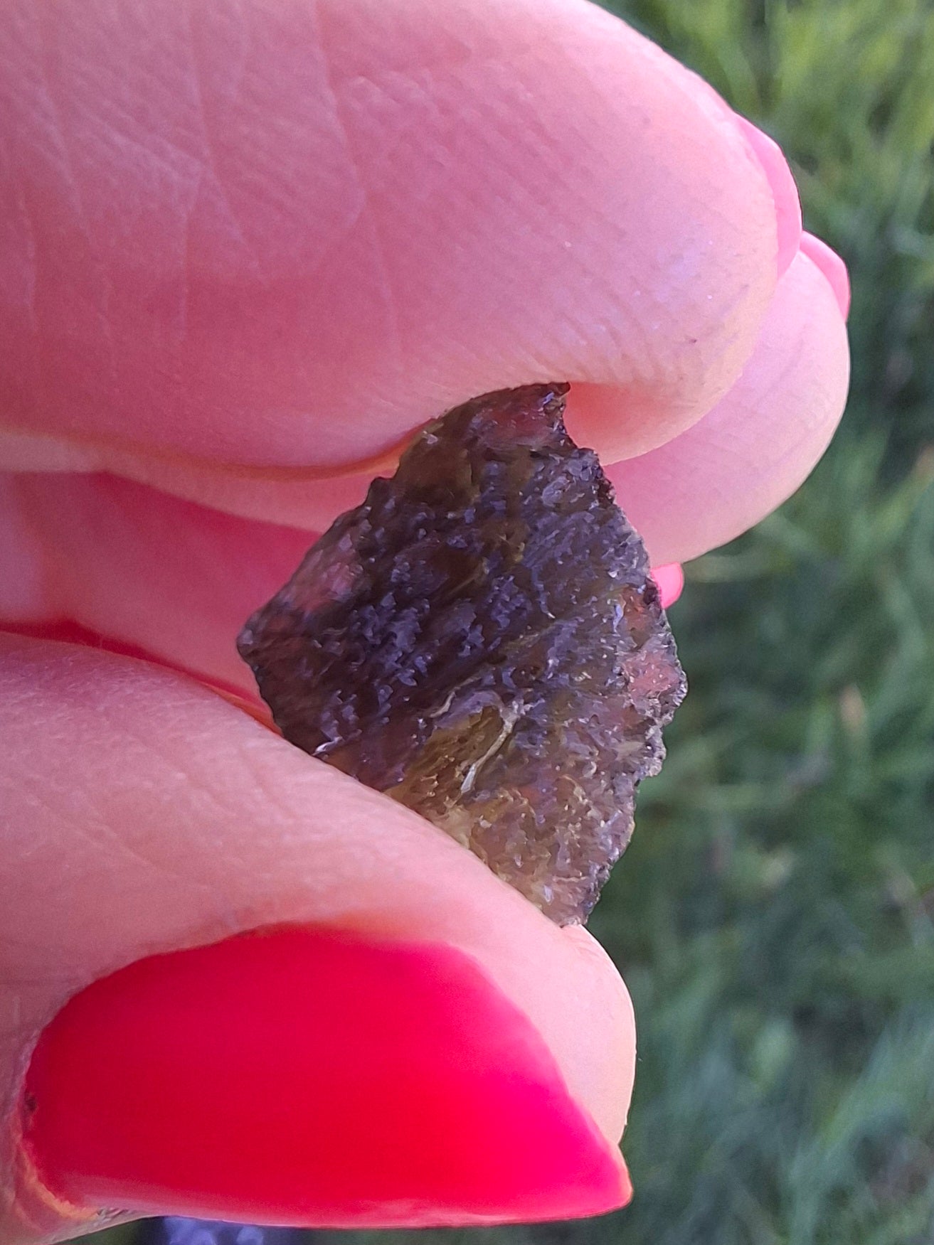 Moldavite Piece, 0.87g, Tektite (Ref: 231)