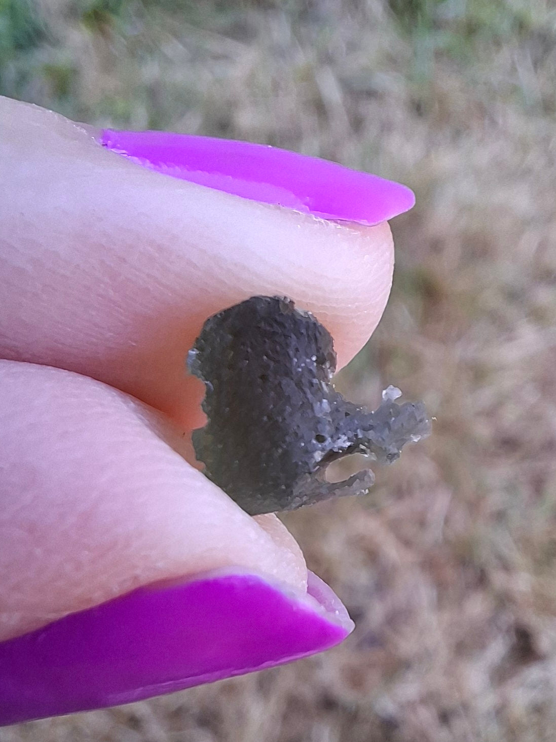 Moldavite Piece, 0.53g, Tektite (Ref: 1446)