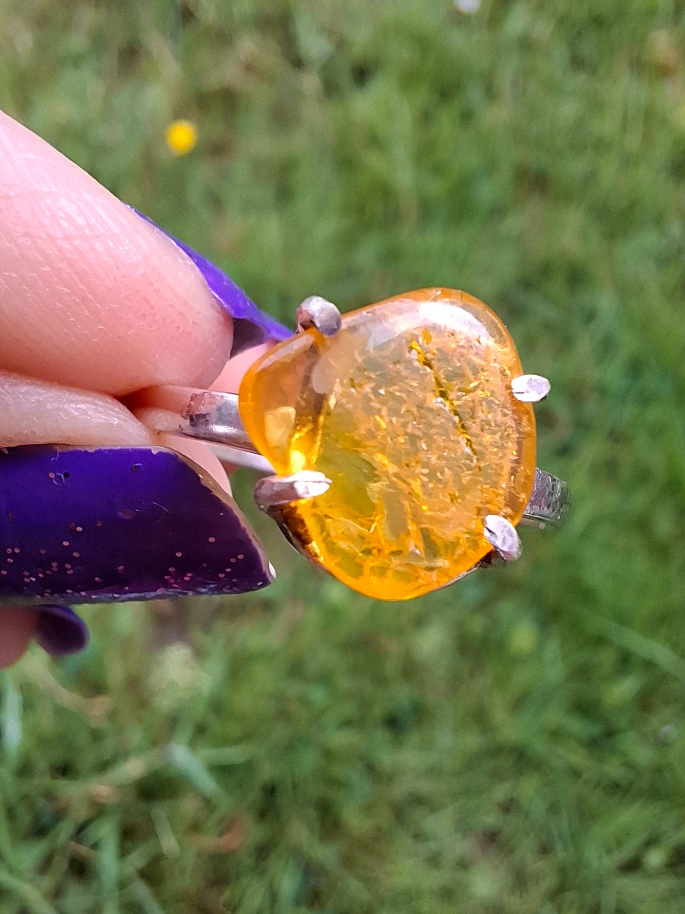 Baltic Amber Ring, size large R, 925 Silver, Fossil (Ref: AR17)