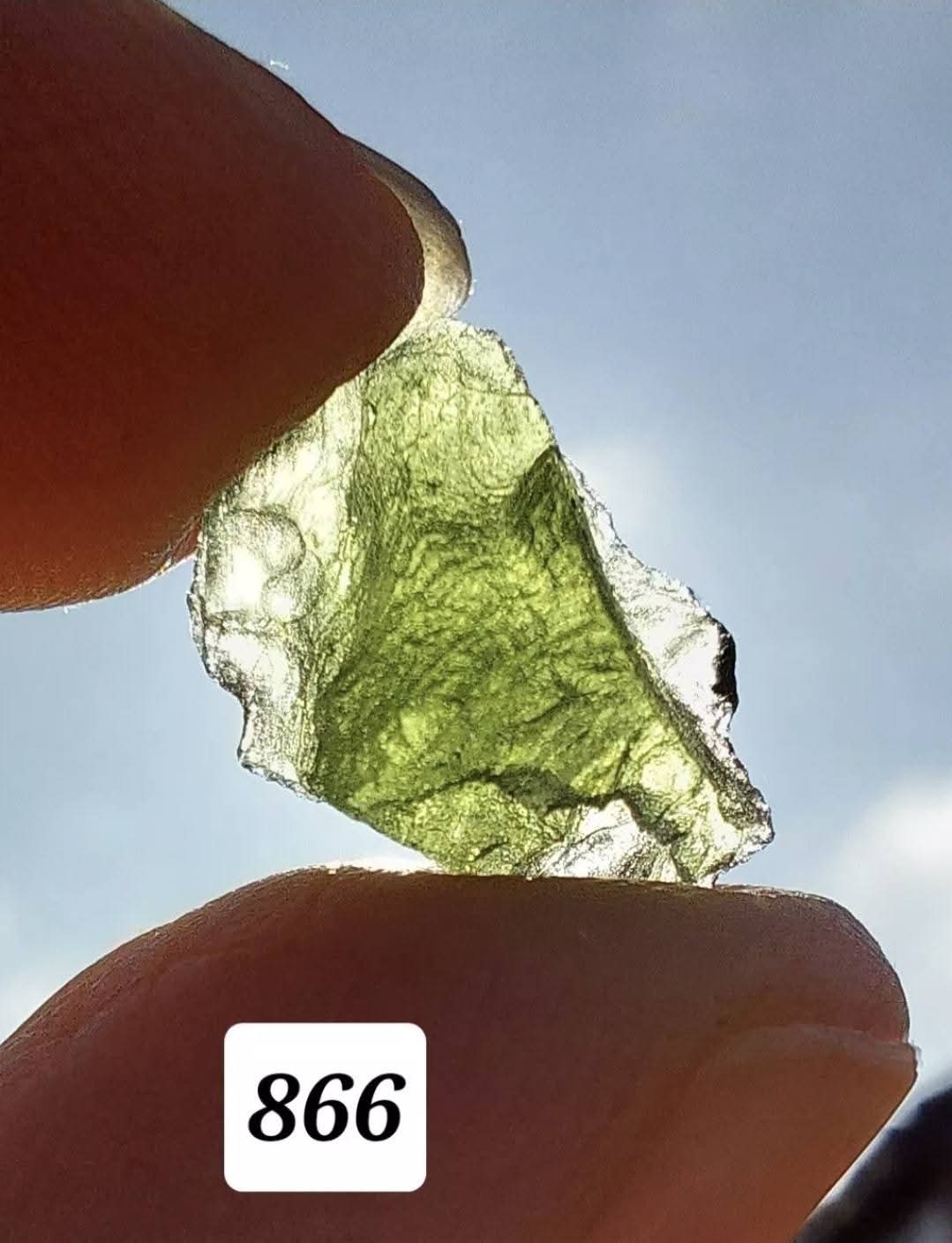 Moldavite Piece, 0.99g, Tektite (Ref: 866)