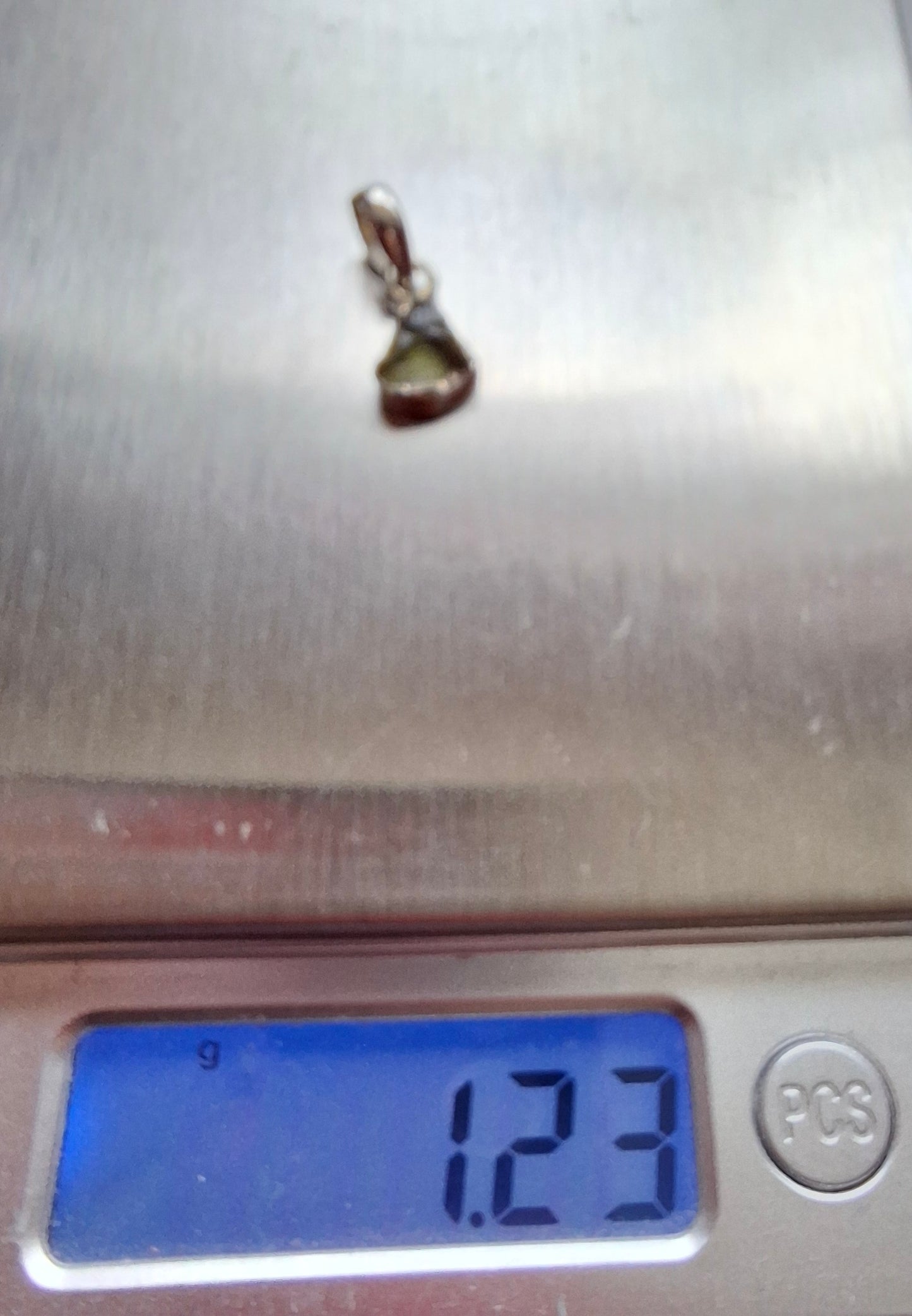 Moldavite Pendant, 925 Silver, Tektite (Ref: P68)