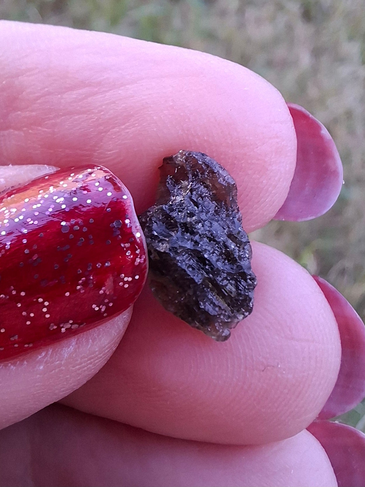 Moldavite Piece, 0.59g, Tektite (Ref: 1465)