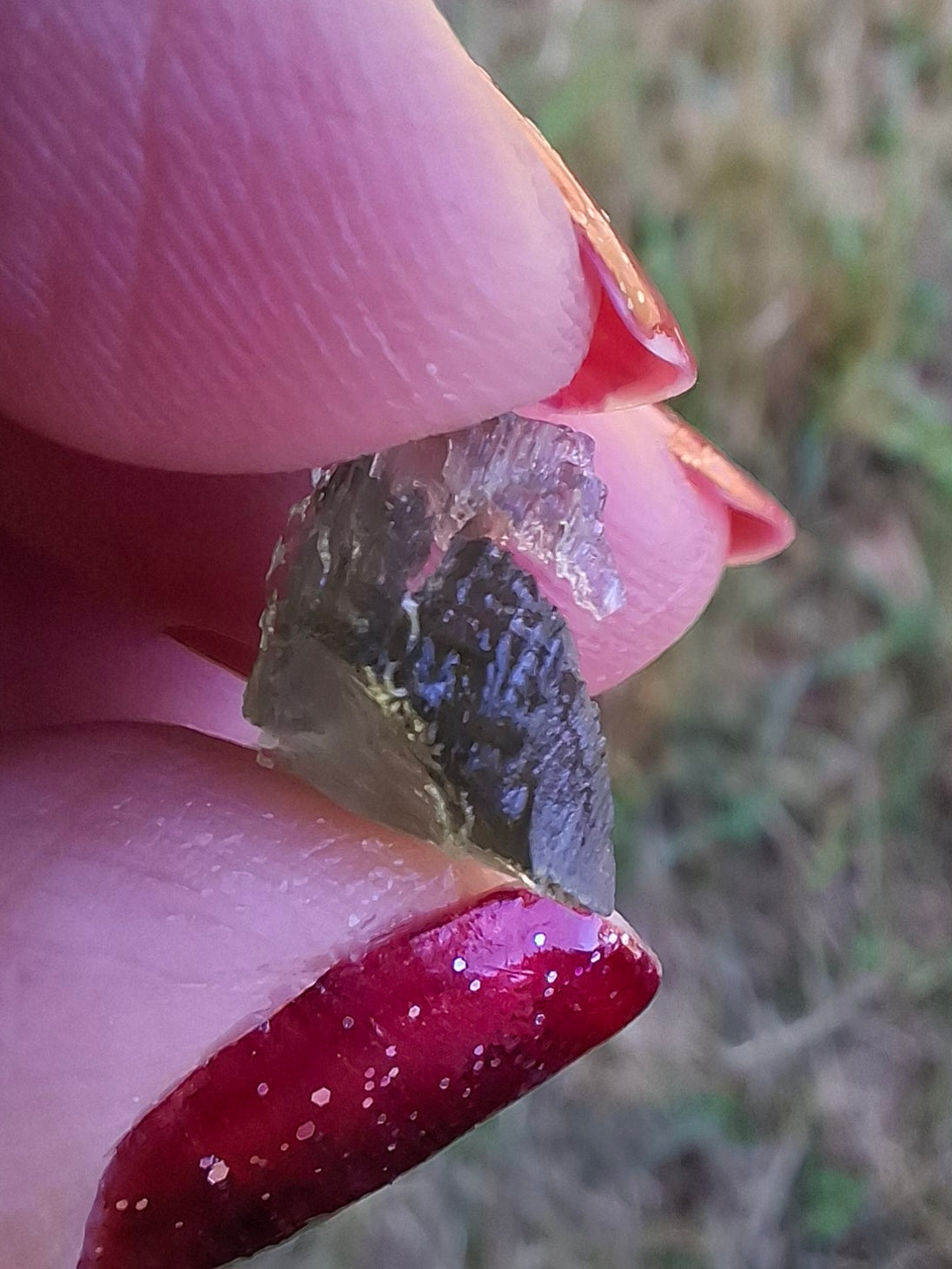 Moldavite Piece, 0.60g, Tektite (Ref: 1473)