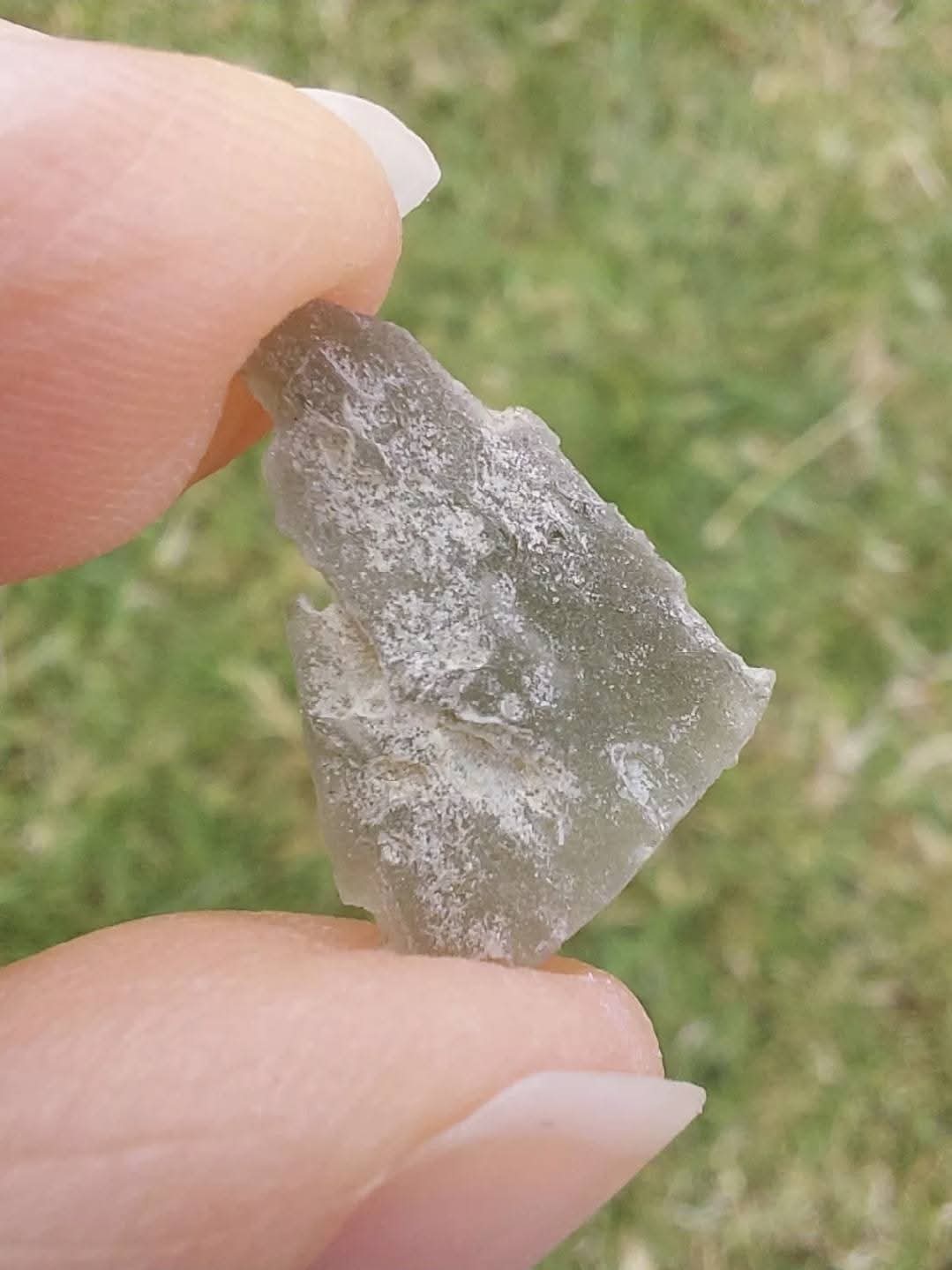Moldavite Piece, 0.59g, Tektite (Ref: E155)