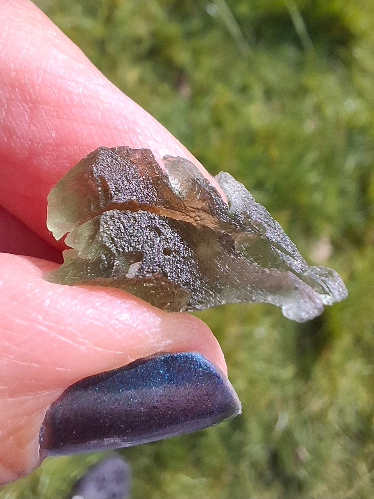 Moldavite Piece, 1.94g, Tektite (Ref: 1390)
