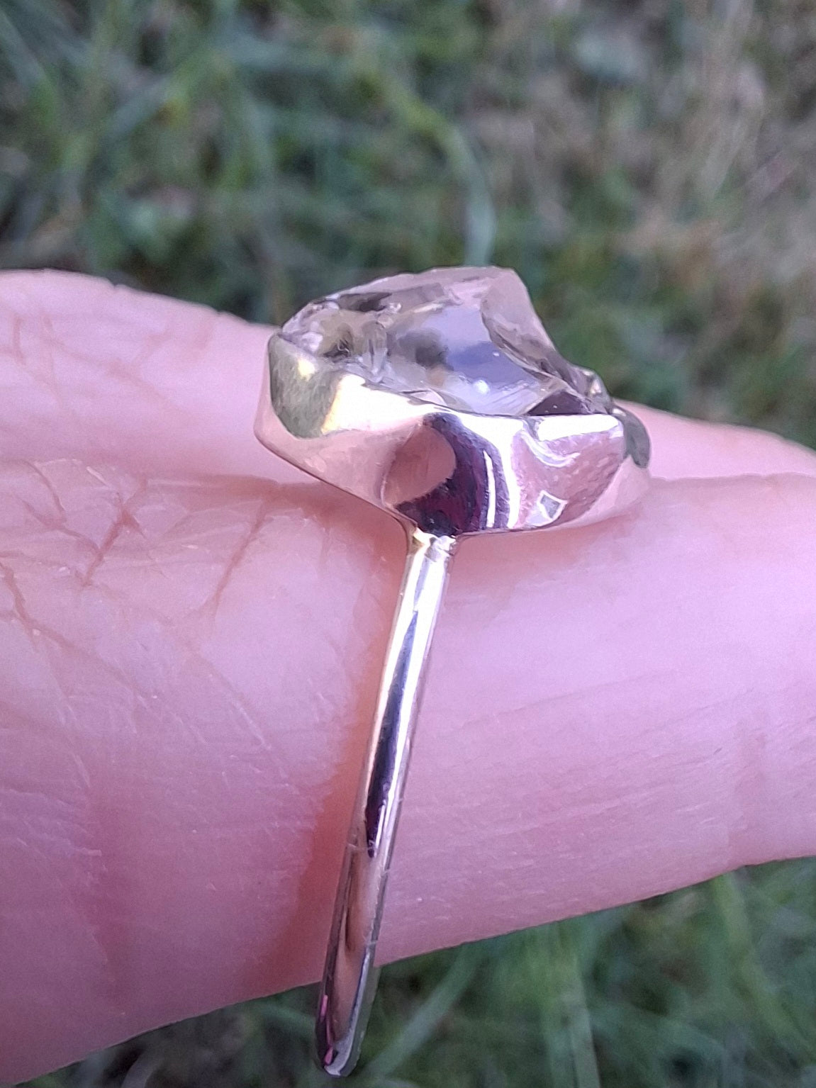 Libyan Desert Glass Ring, size small R, 925 Silver, Tektite (Ref: LR38)