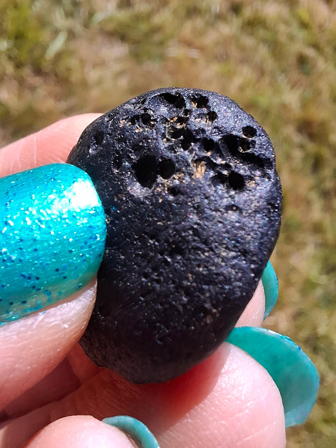 Philippinite (Rizalite), 7.48g, Tektite