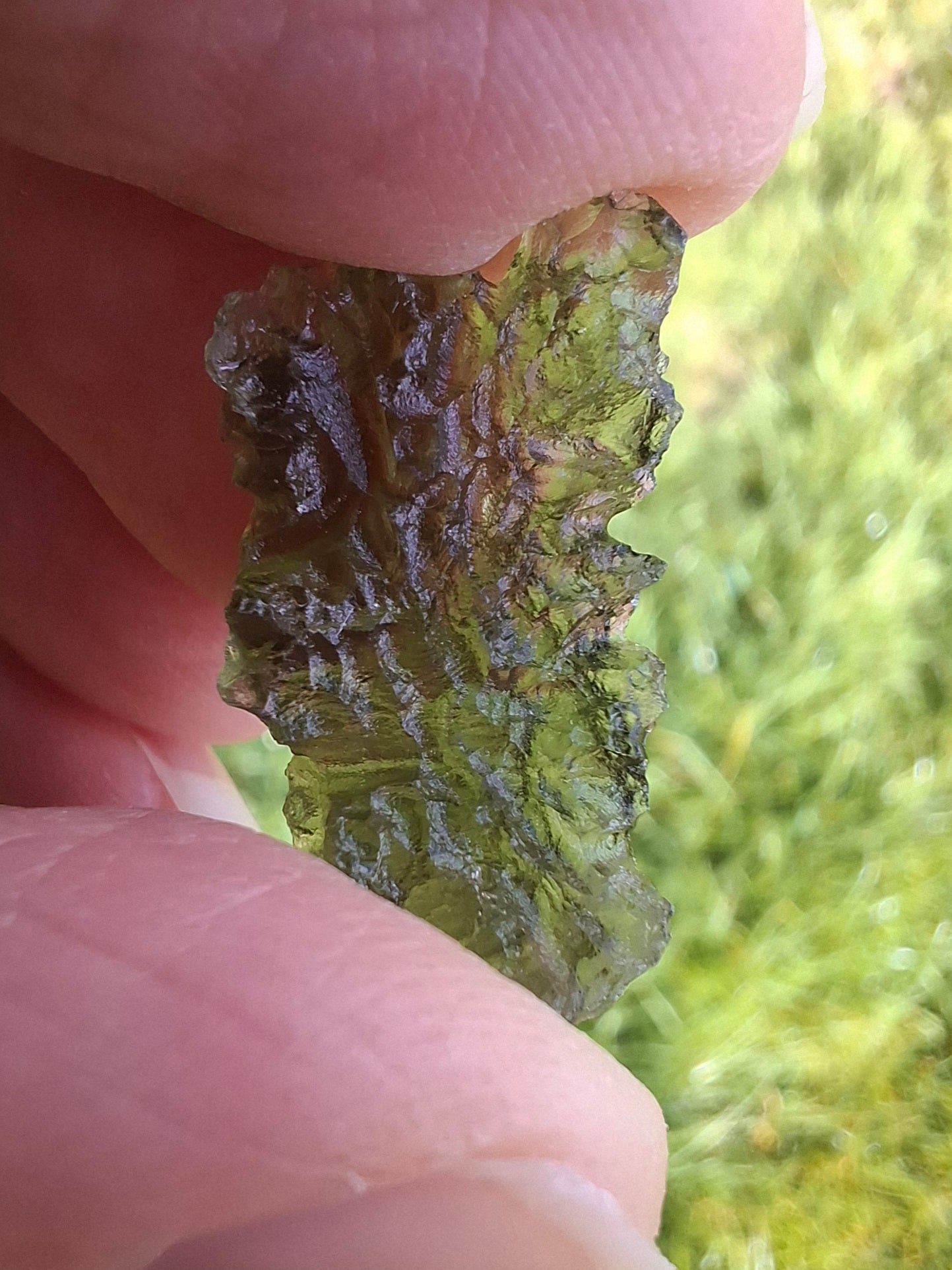 Moldavite Piece, JEZKOVNA BESEDNICE, 1.76g, Tektite (Ref: 1281)