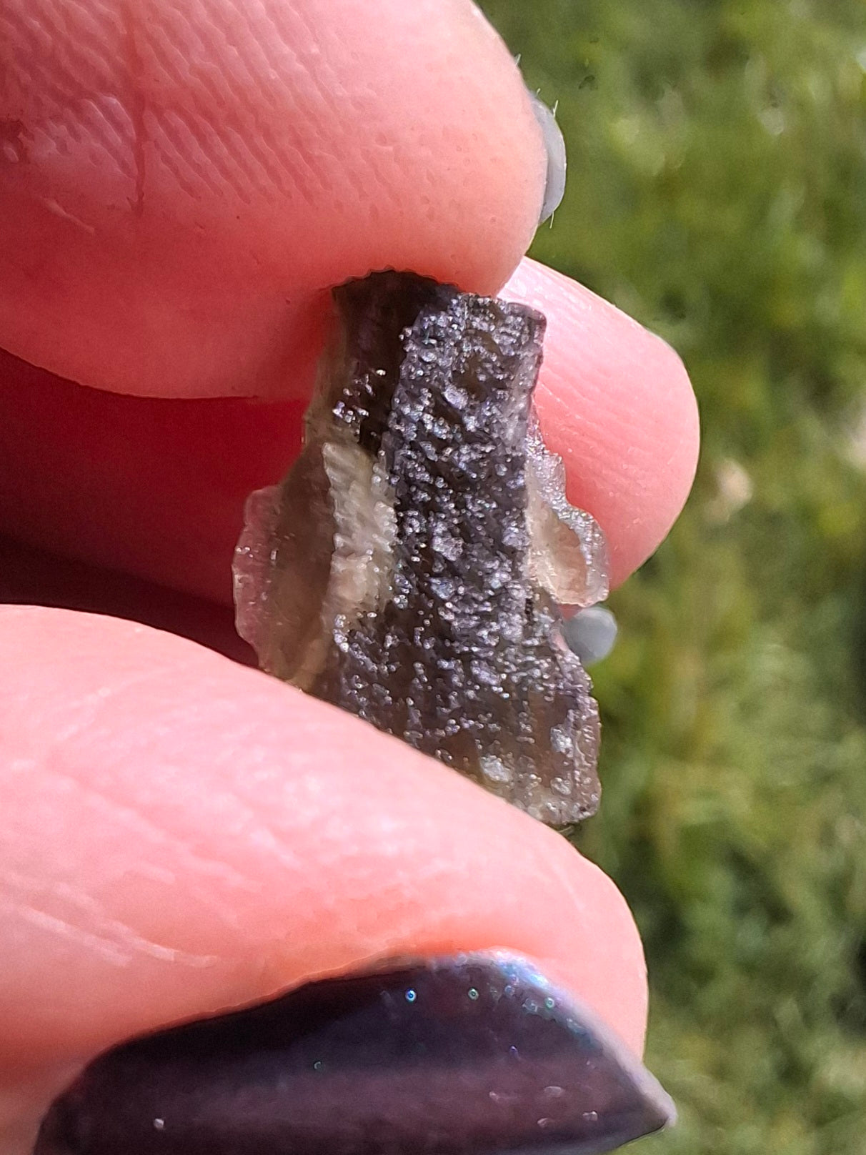 Moldavite Piece, 0.85g, Tektite (Ref: 1396)