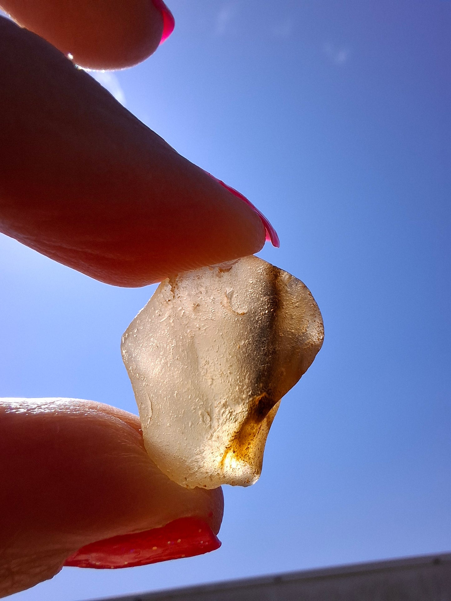 Libyan Desert Glass (darker) Piece, 4.70g, Tektite (Ref: L1372)