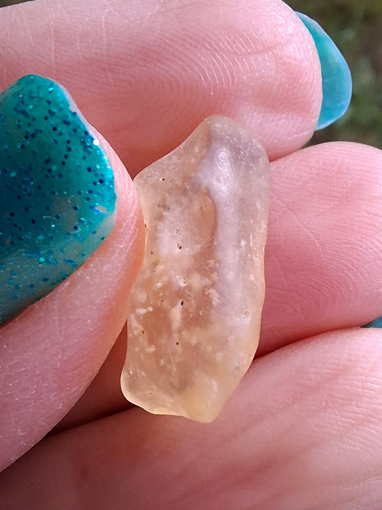 Libyan Desert Glass small Piece, 1.50g, Tektite