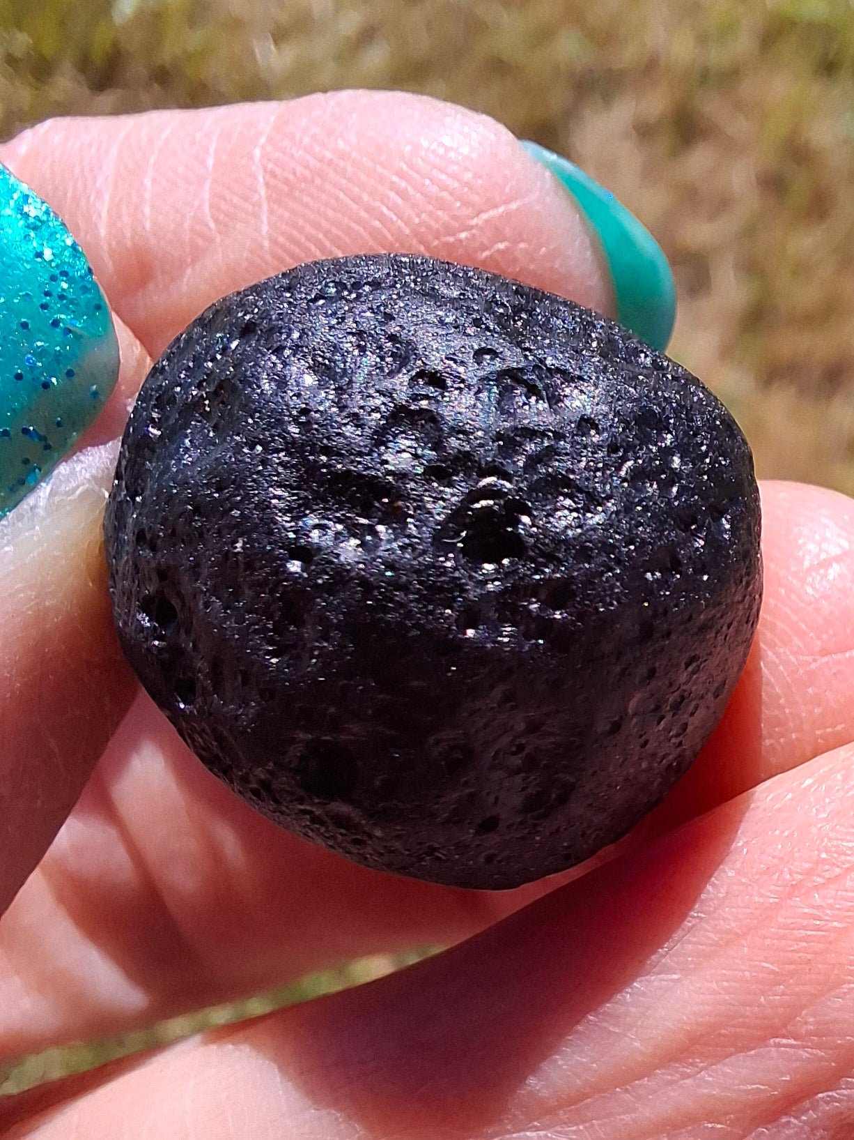 Philippinite (Rizalite), 9.75g, Tektite