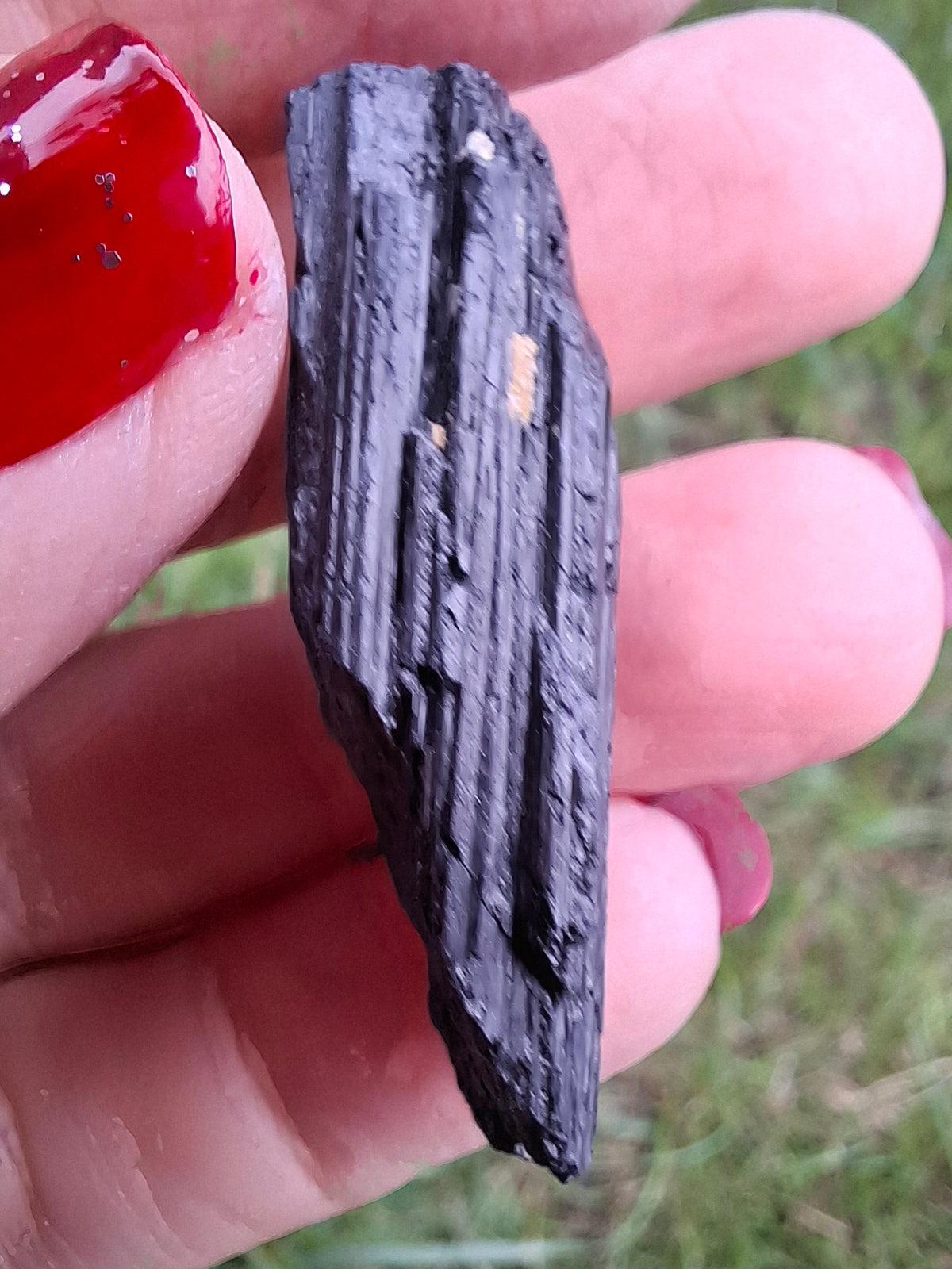 Black Tourmaline RAW, 12.17g, Crystal (Ref: RBT12)