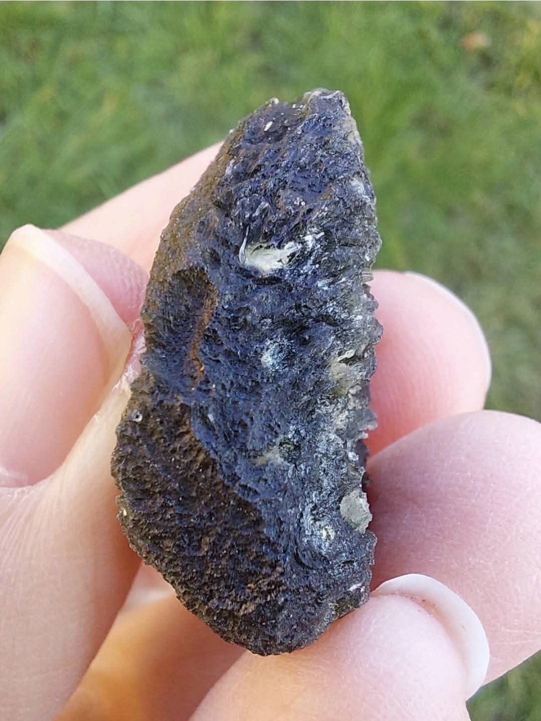 Moldavite Piece, CHLUM, 12.82g, Tektite (Ref: 1046)