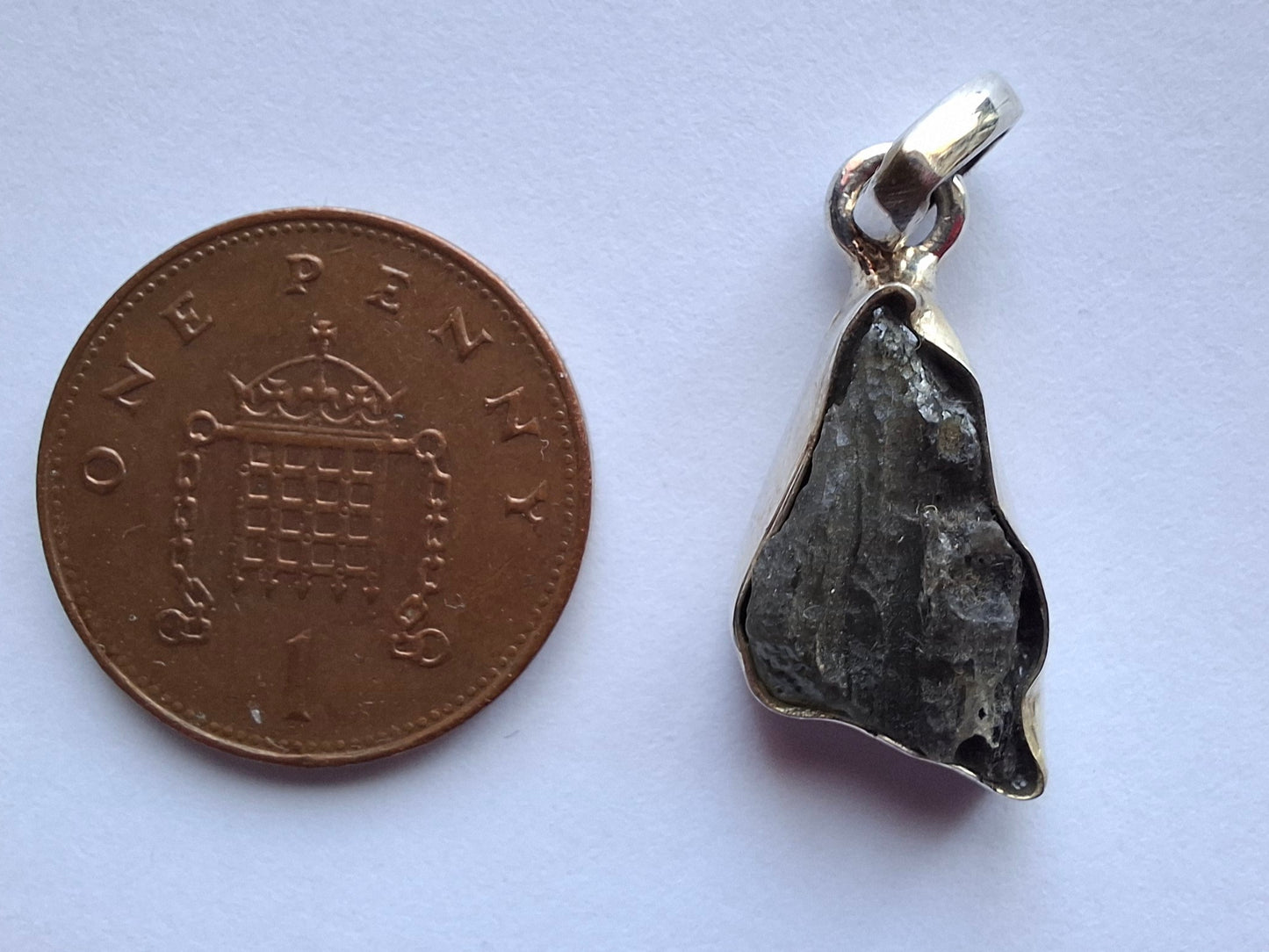 Moldavite Pendant, 925 Silver, Tektite (Ref: P8)