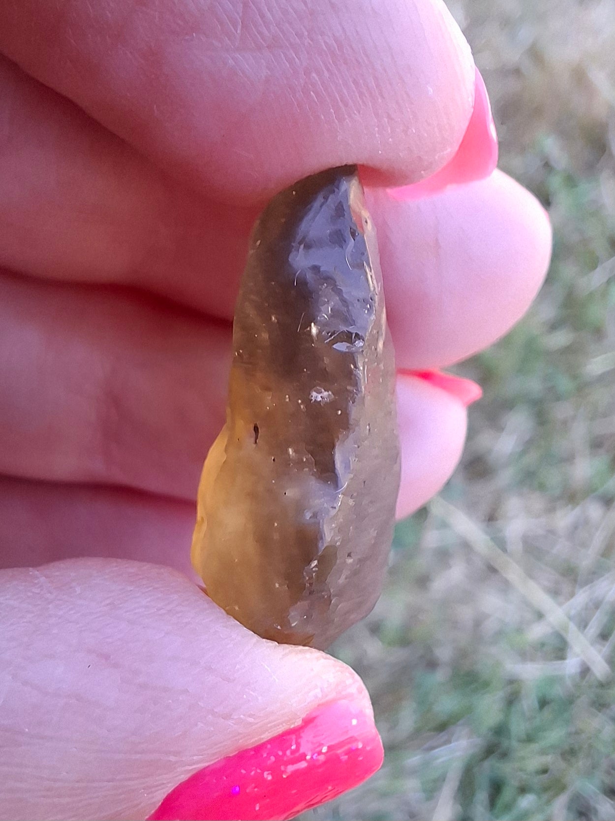 Libyan Desert Glass (darker) Piece, 4.84g, Tektite (Ref: L1360)