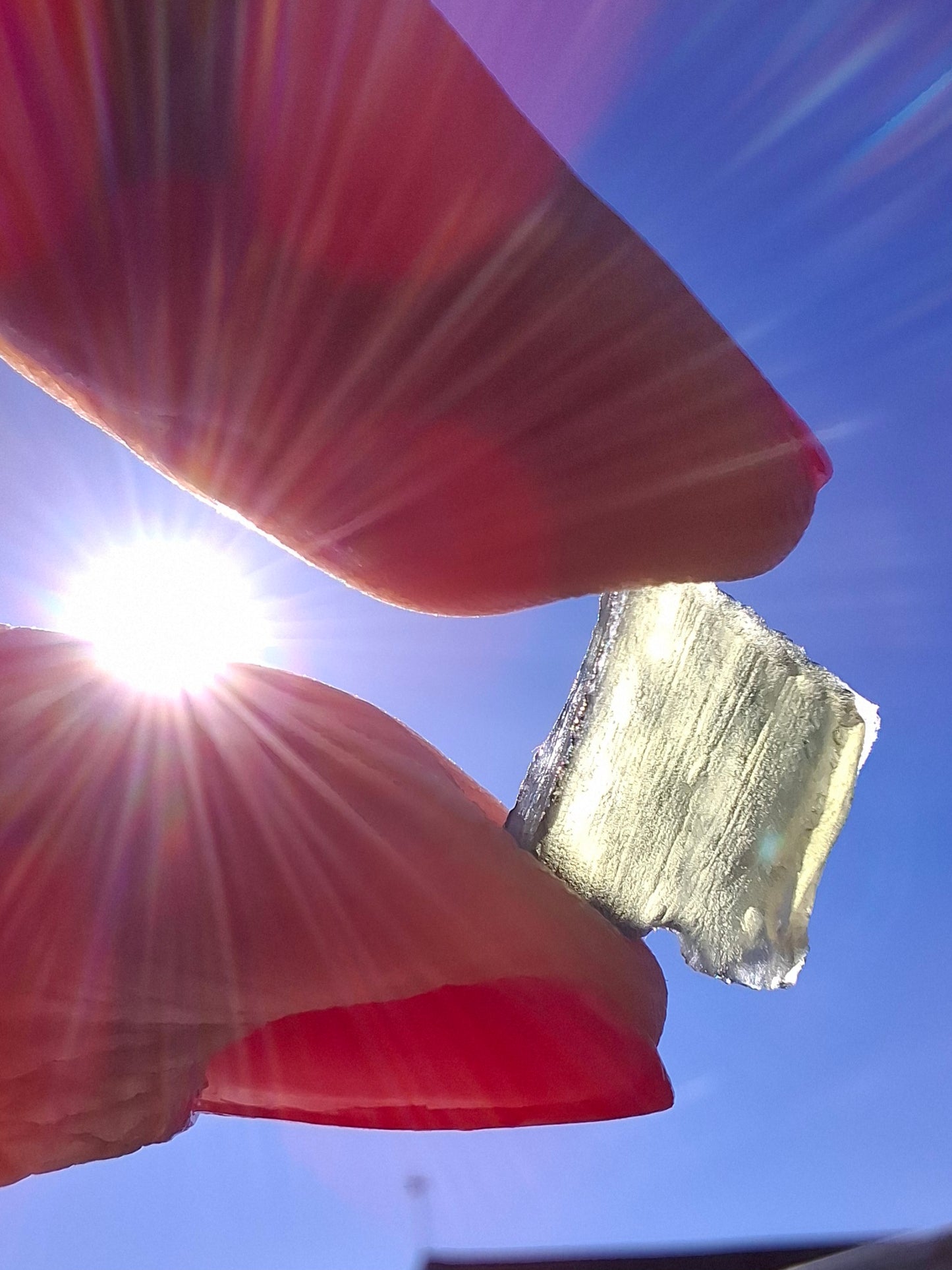 Moldavite Piece, 0.86g, Tektite (Ref: 1406)