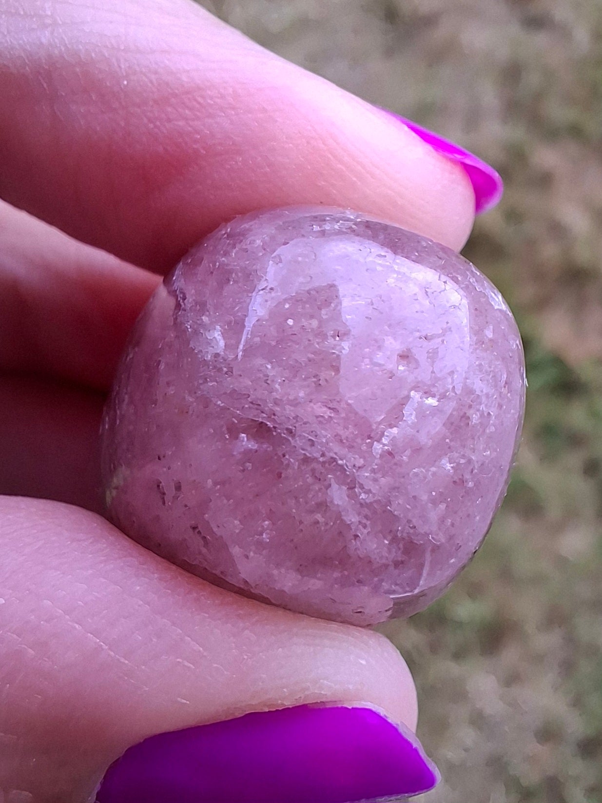 Strawberry Quartz, Tumble Stone, Crystal (Ref: T10)