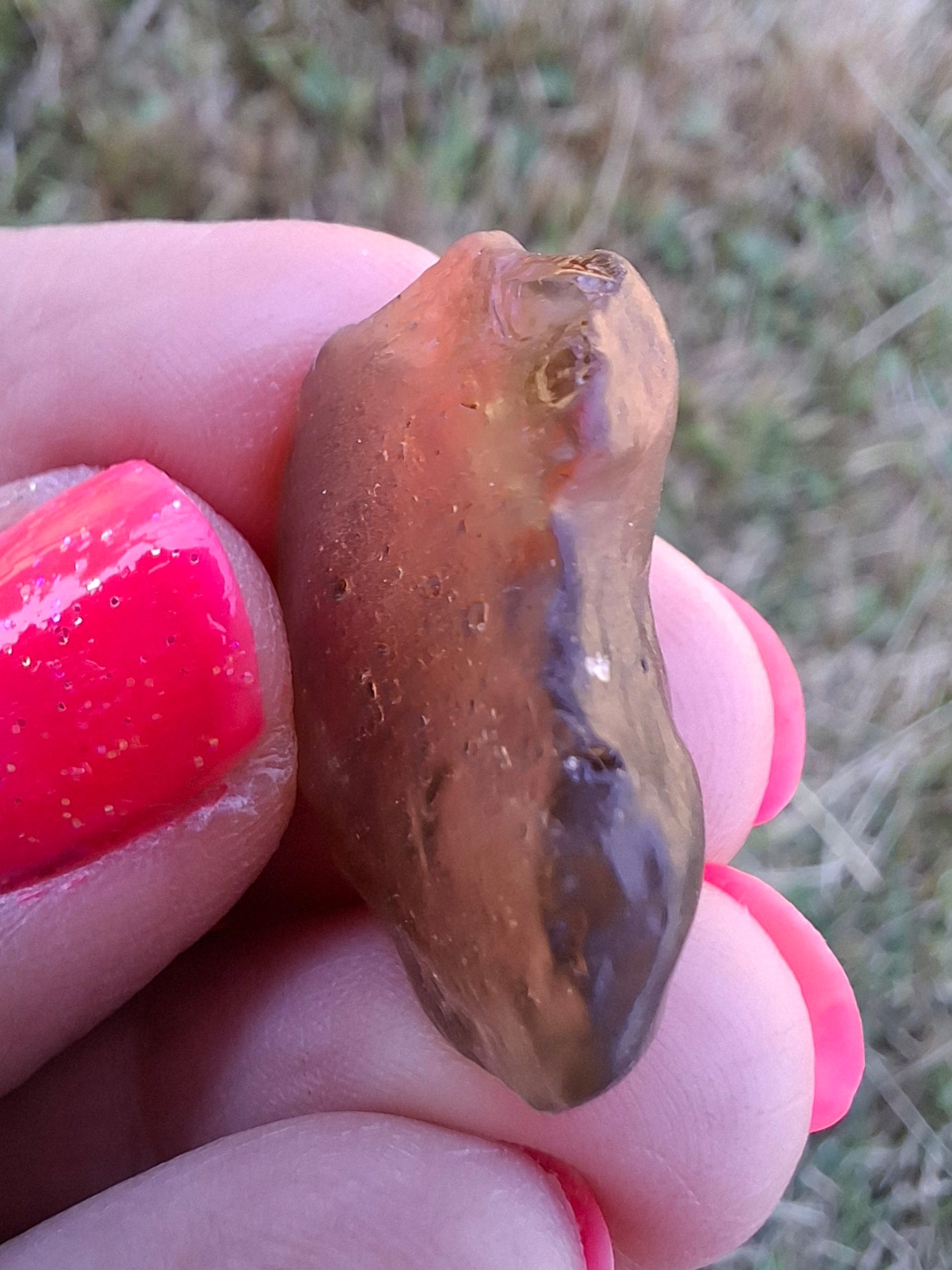 Libyan Desert Glass (darker) Piece, 4.84g, Tektite (Ref: L1360)