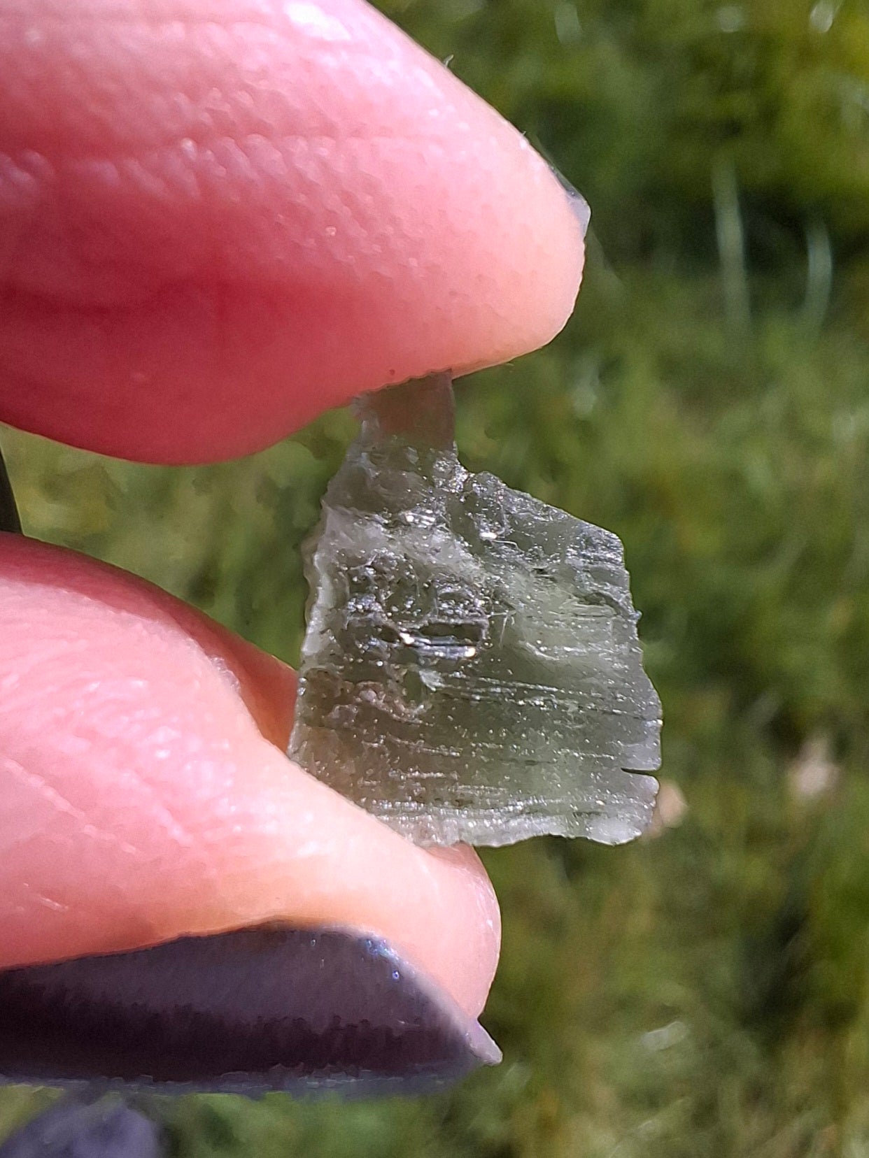Moldavite Piece, 0.52g, Tektite (Ref: 1389)