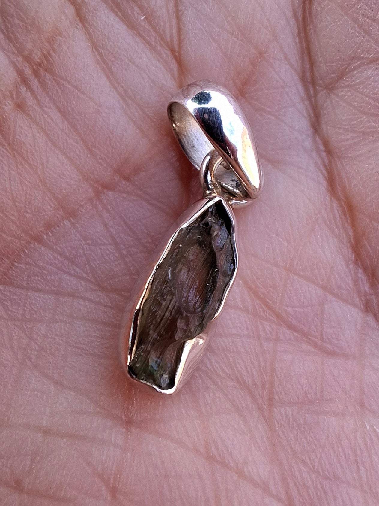 Moldavite Pendant, 925 Silver, Tektite (Ref: P48)