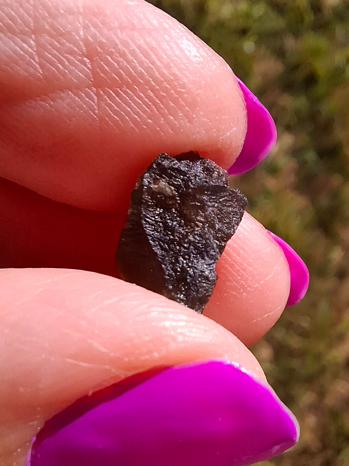 Moldavite Piece, 0.72g, Tektite (Ref: 1443)